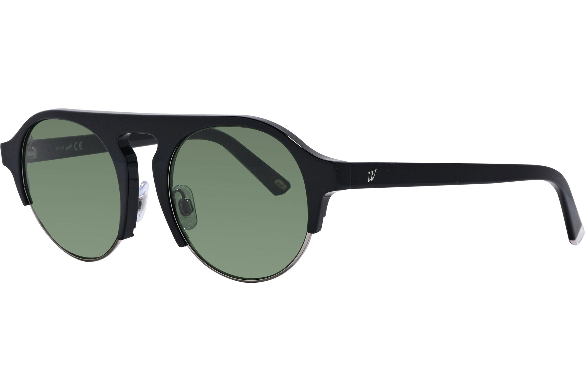 Web Black Color Aviator Sunglasses Viewed From A 45-Degree Angle.